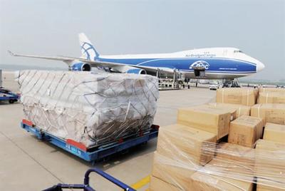 青金石進口報關與包柜代理 價格、廠家及商檢一站式服務指南